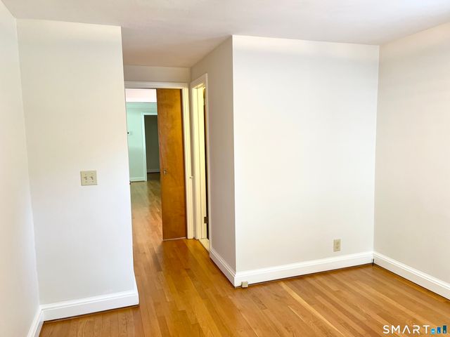 1360 Main Street, Glastonbury, CT 06033