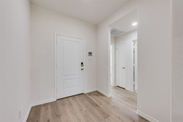 727 Dove Haven Way, Lavon, TX 75166