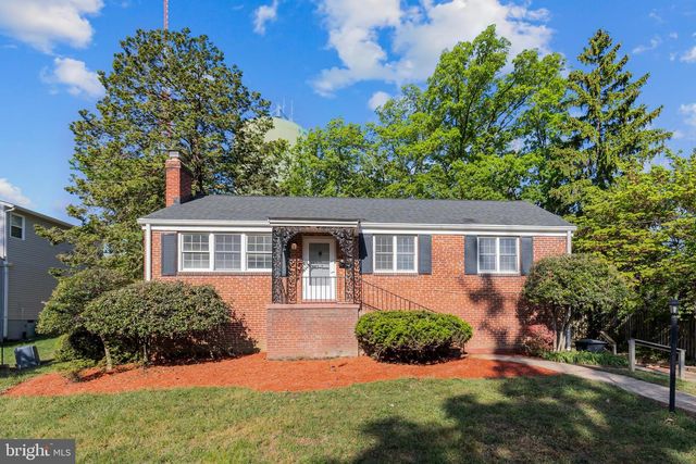 2520 BUCKELEW DR, Falls Church, VA 22046