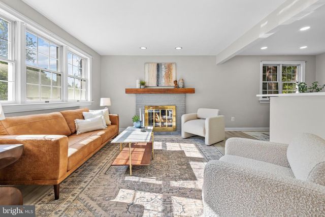 2520 BUCKELEW DR, Falls Church, VA 22046