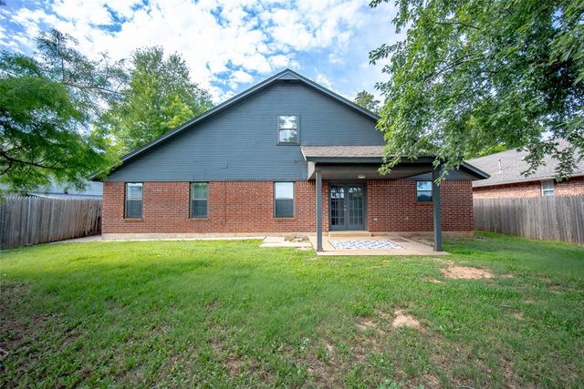 1129 NW 176th Street, Edmond, OK 73012