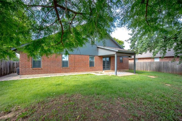 1129 NW 176th Street, Edmond, OK 73012