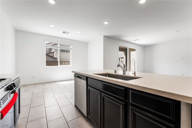 2915 Overlook Brook Street, Las Vegas, NV 89156