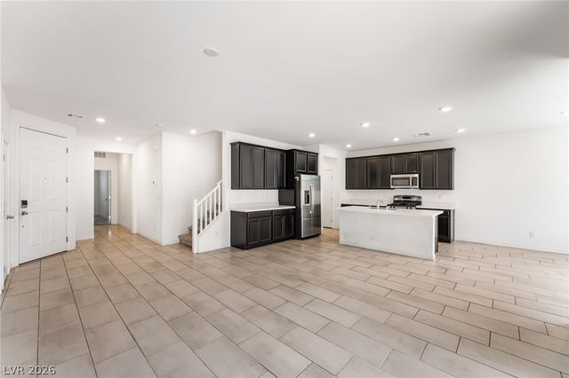 2915 Overlook Brook Street, Las Vegas, NV 89156