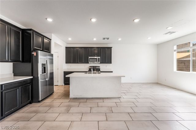 2915 Overlook Brook Street, Las Vegas, NV 89156
