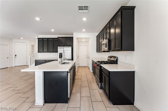 2915 Overlook Brook Street, Las Vegas, NV 89156