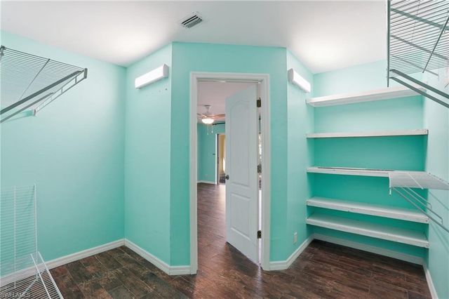 3622 NE 18th PL, Cape Coral, FL 33909