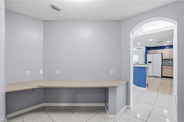 3622 NE 18th PL, Cape Coral, FL 33909