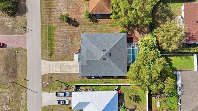 3622 NE 18th PL, Cape Coral, FL 33909