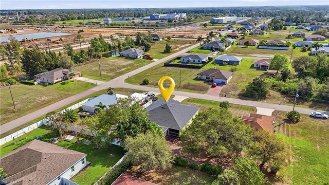 3622 NE 18th PL, Cape Coral, FL 33909