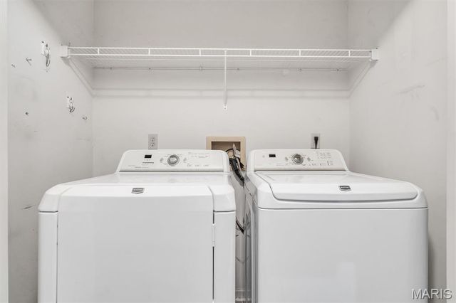 950 Du Pre Circle, St Peters, MO 63376