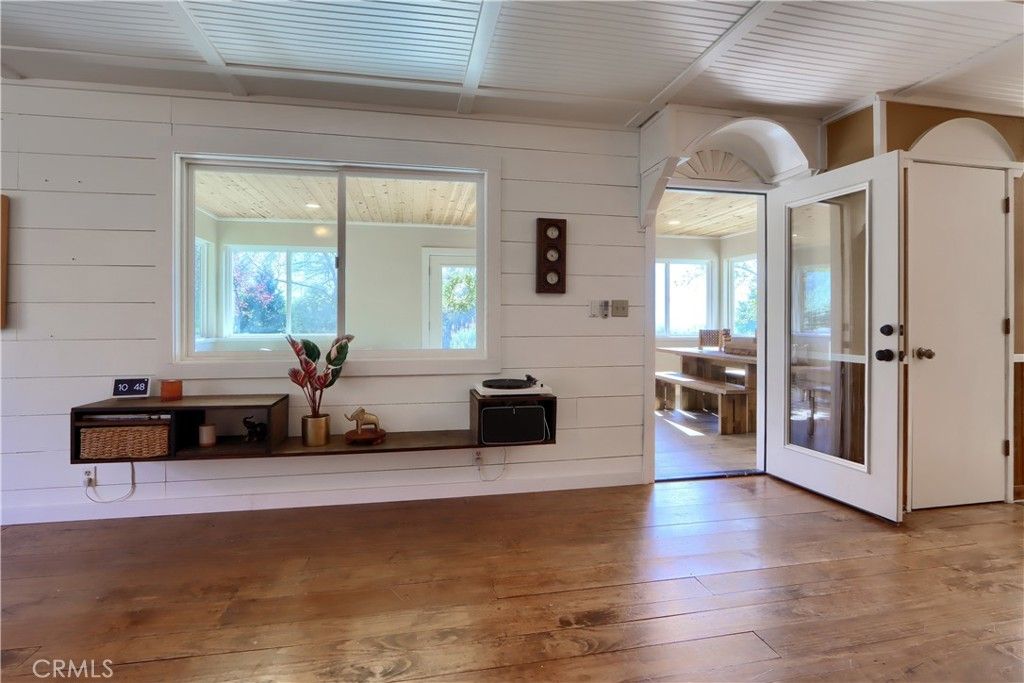 Image 9 of property listing at 4740 Grist Road, Mariposa, CA 95338