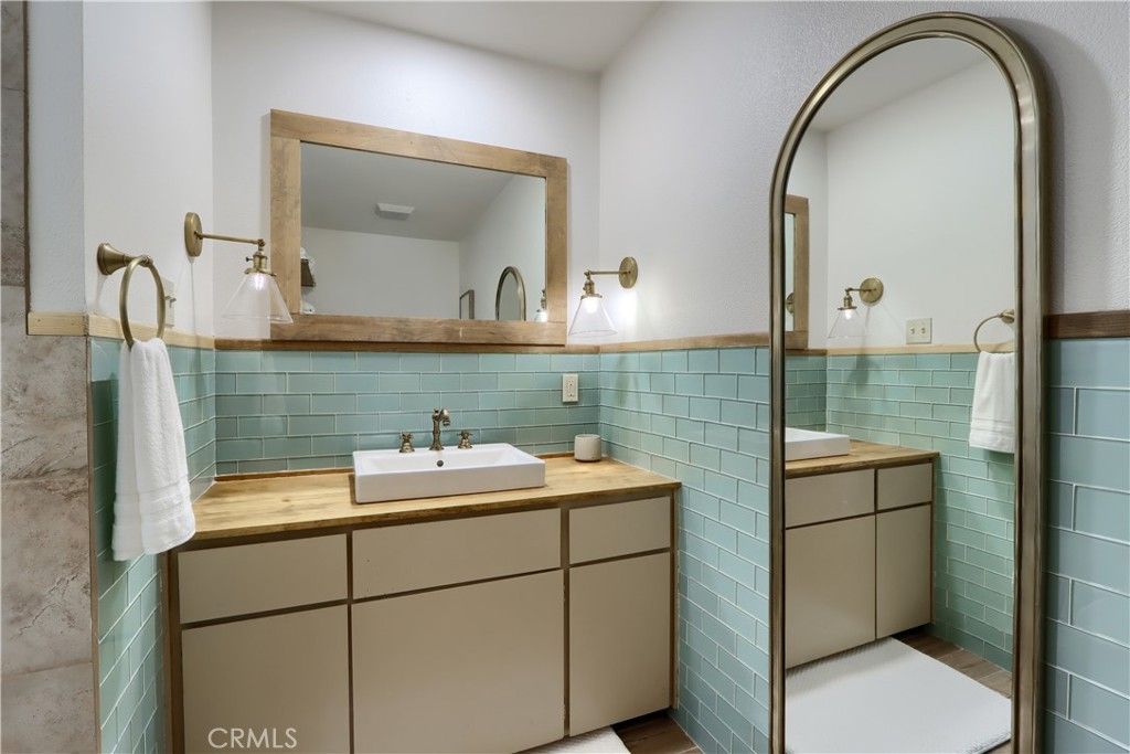 Image 24 of property listing at 4740 Grist Road, Mariposa, CA 95338