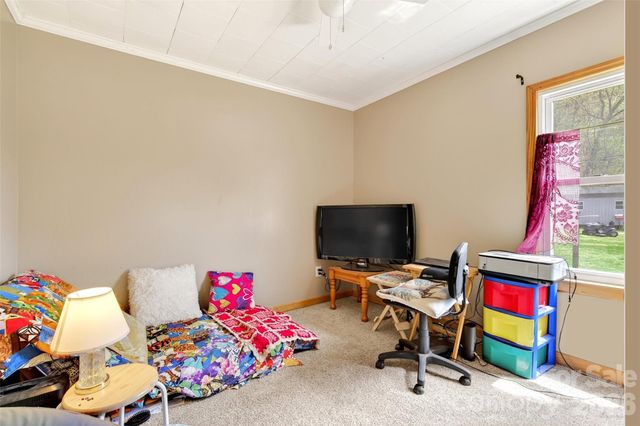 522 Old Us 70 Highway W, Old Fort, NC 28762