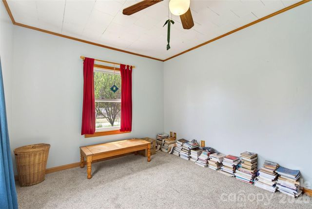 522 Old Us 70 Highway W, Old Fort, NC 28762