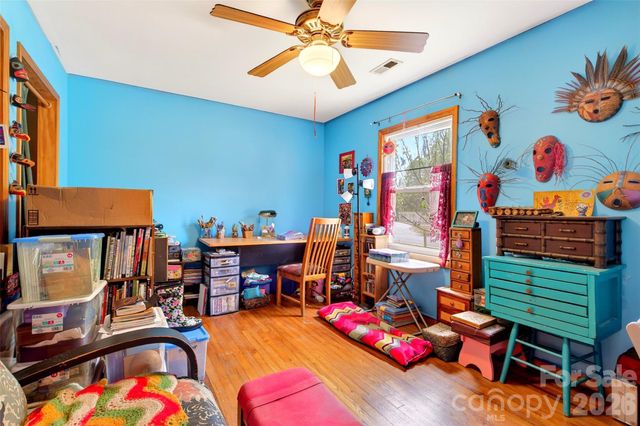 522 Old Us 70 Highway W, Old Fort, NC 28762