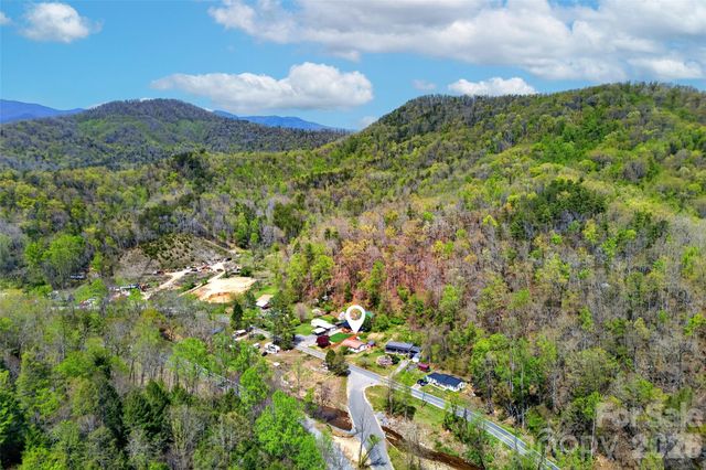 522 Old Us 70 Highway W, Old Fort, NC 28762