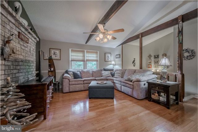 38 OLD CHESTNUT RD, Elkton, MD 21921