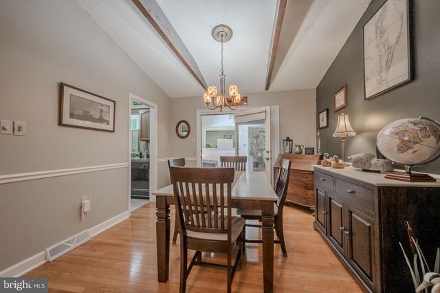 38 OLD CHESTNUT RD, Elkton, MD 21921