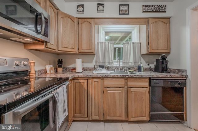 38 OLD CHESTNUT RD, Elkton, MD 21921