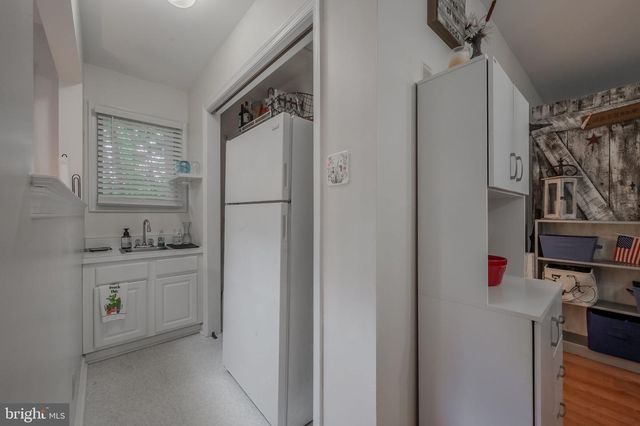 38 OLD CHESTNUT RD, Elkton, MD 21921