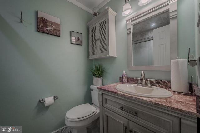 38 OLD CHESTNUT RD, Elkton, MD 21921