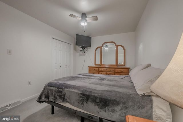 38 OLD CHESTNUT RD, Elkton, MD 21921
