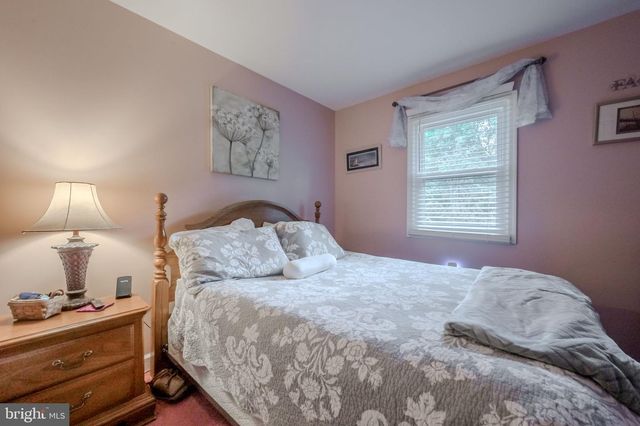 38 OLD CHESTNUT RD, Elkton, MD 21921