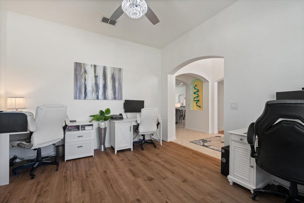 Image 10 of property listing at 5405 120TH AVENUE E, Parrish, FL 34219