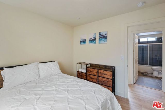 5912 S Flower Street, Los Angeles, CA 90003