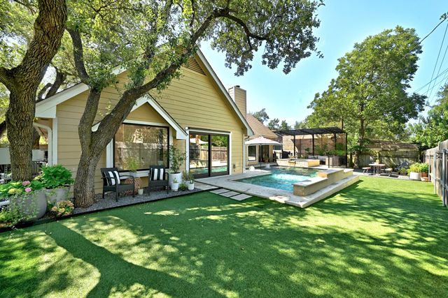 11510 Autumn Ridge DR, Austin, TX 78759