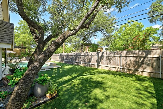 11510 Autumn Ridge DR, Austin, TX 78759