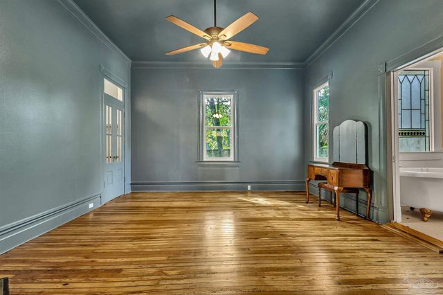 1305 N 15th Ave, Pensacola, FL 32503