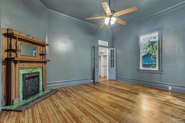 1305 N 15th Ave, Pensacola, FL 32503