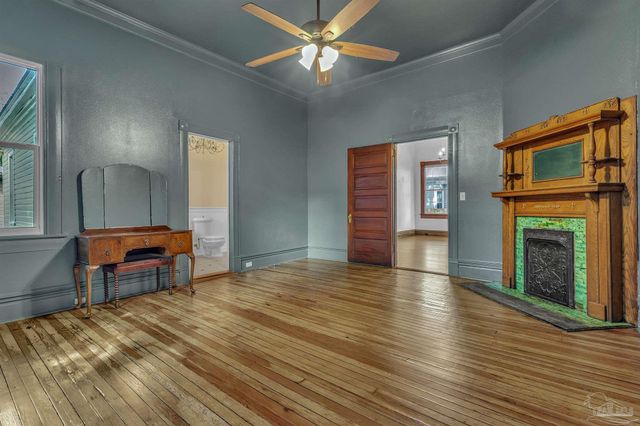 1305 N 15th Ave, Pensacola, FL 32503