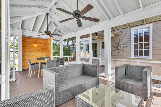 1305 N 15th Ave, Pensacola, FL 32503