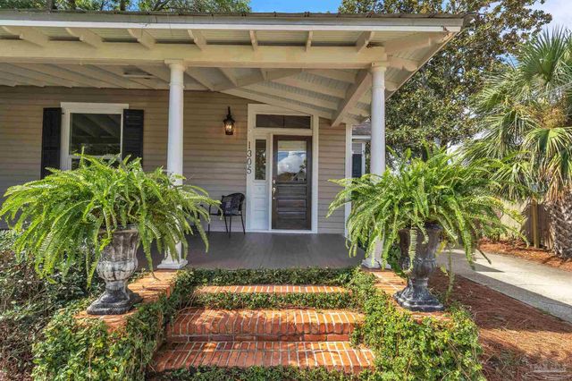 1305 N 15th Ave, Pensacola, FL 32503