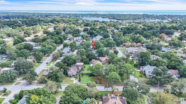 1305 N 15th Ave, Pensacola, FL 32503