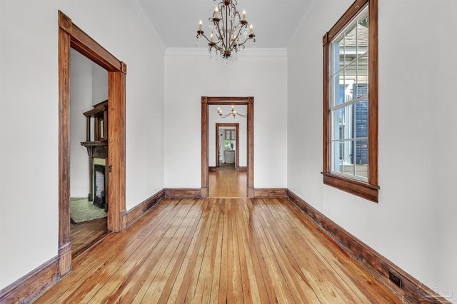 1305 N 15th Ave, Pensacola, FL 32503