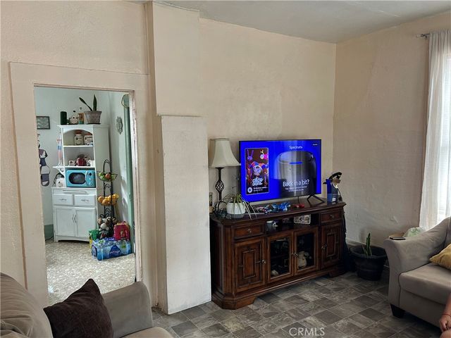 2162 5th Street, Riverside, CA 92507