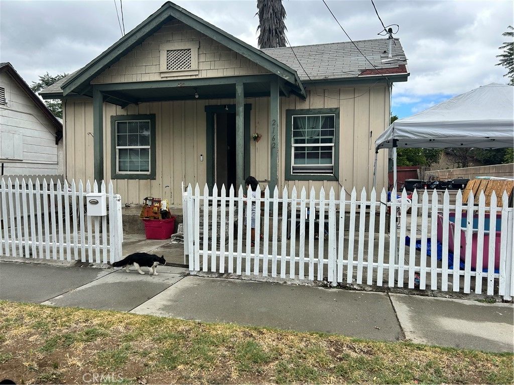 2162 5th Street, Riverside, CA 92507