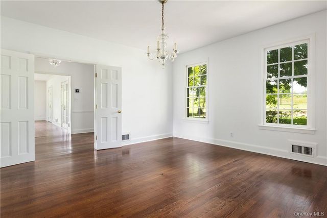 11 SUNSET Lane, Rye, NY 10580
