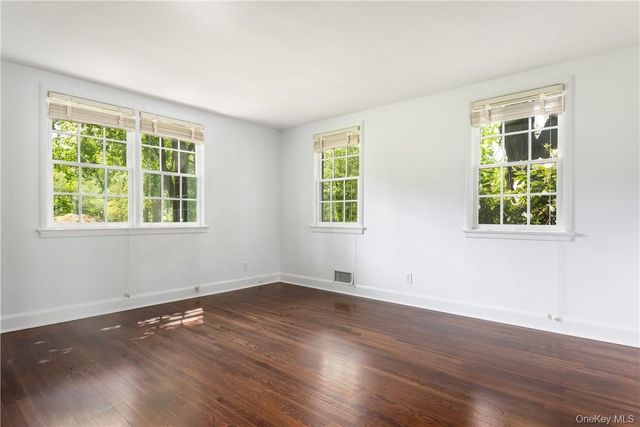 11 SUNSET Lane, Rye, NY 10580