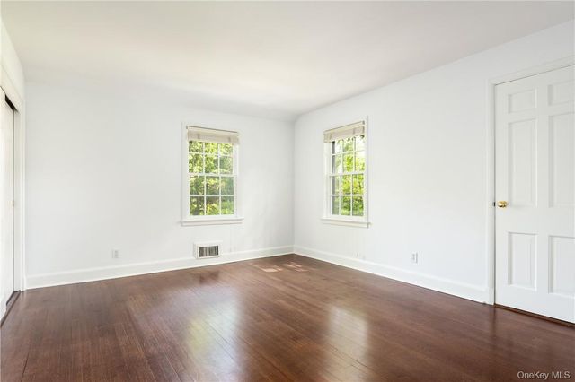 11 SUNSET Lane, Rye, NY 10580