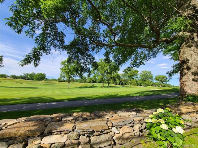 11 SUNSET Lane, Rye, NY 10580