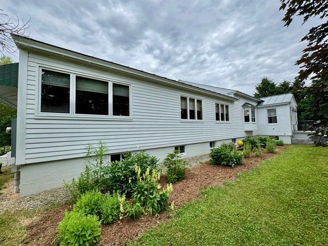 155 Upper Plain, Bradford, VT 05033