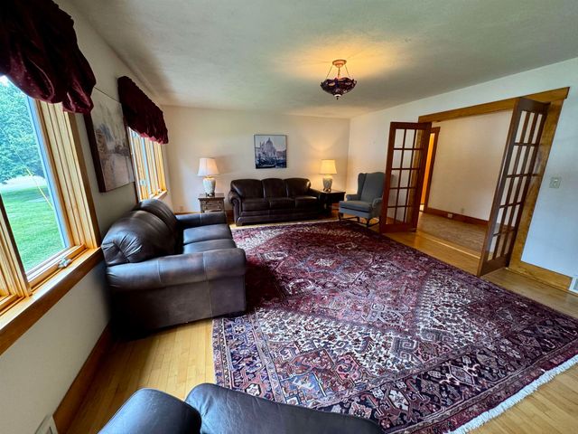 155 Upper Plain, Bradford, VT 05033