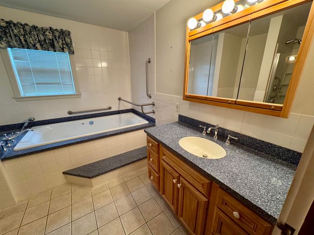 155 Upper Plain, Bradford, VT 05033