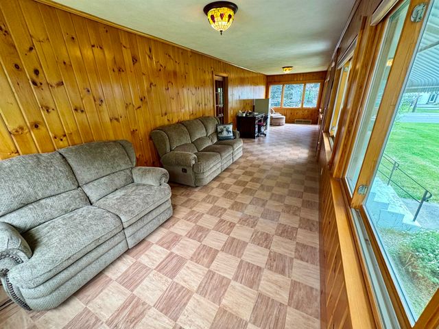 155 Upper Plain, Bradford, VT 05033