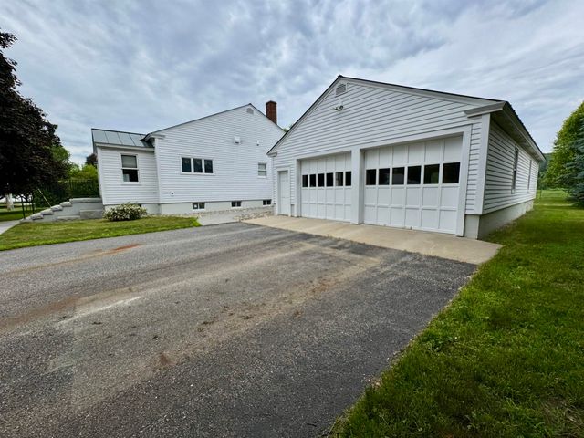 155 Upper Plain, Bradford, VT 05033